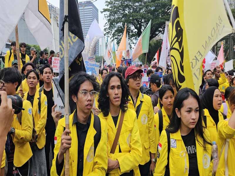 Hari Ini Ribuan Mahasiswa Demo di DPR hingga Bundaran HI, Polri: Gunakan Jalur Alternatif!